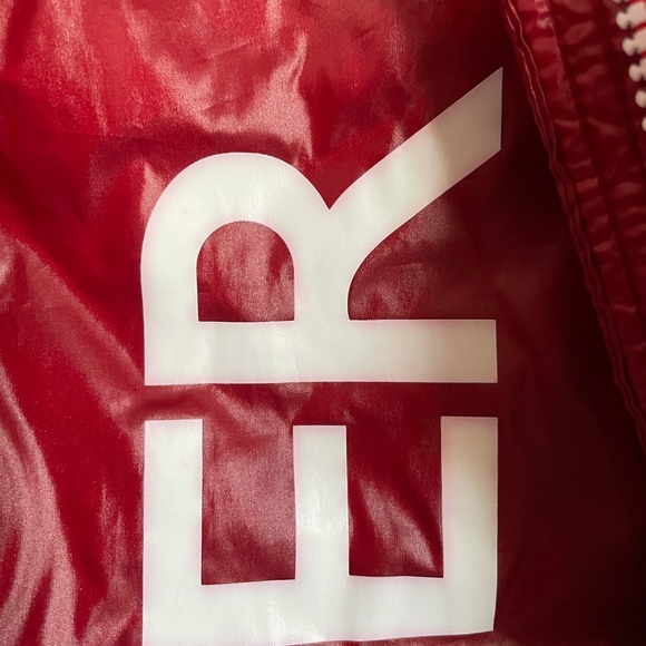 Tommy Hilfiger Puffer Vest - Picture 15 of 16